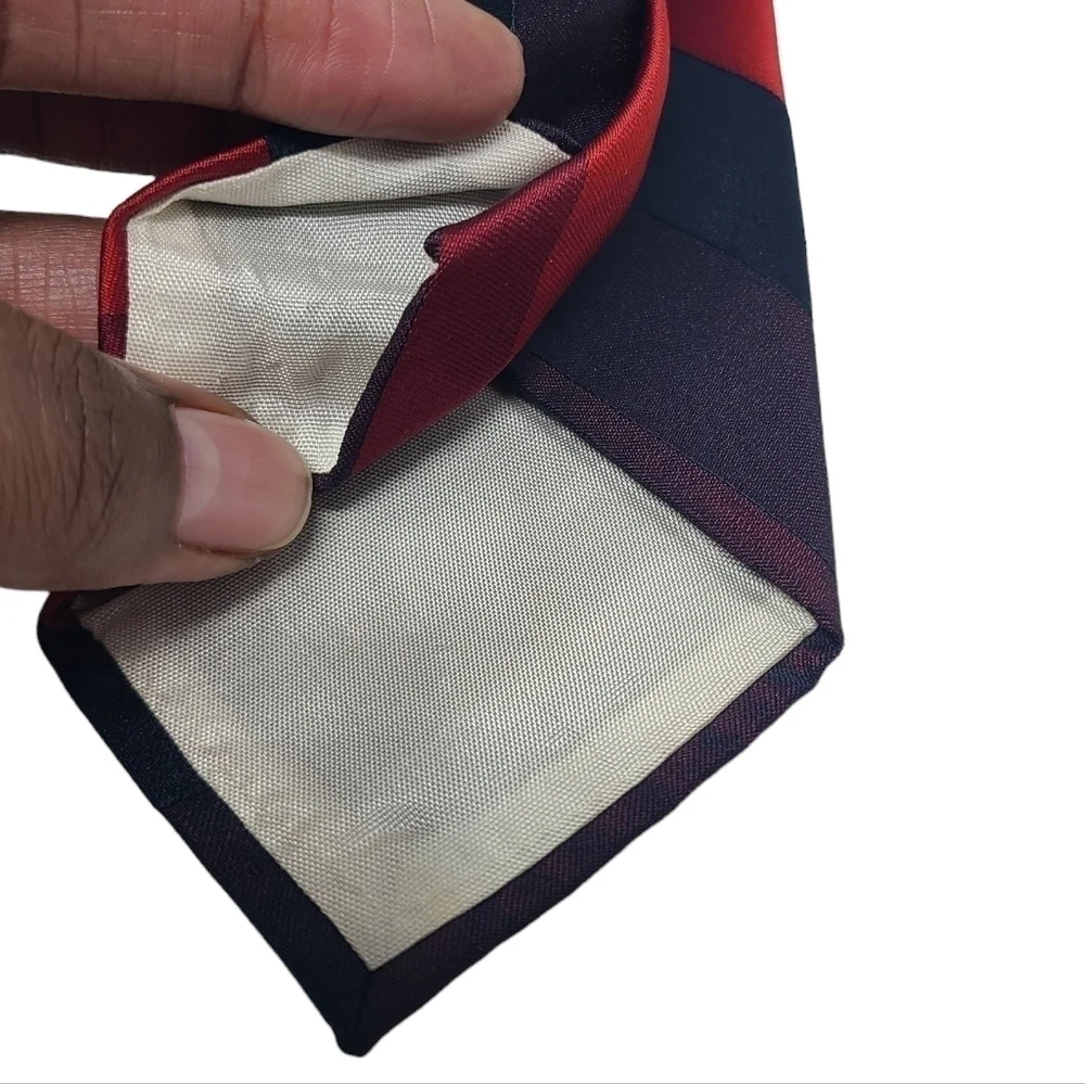 Oscar de la Renta | Men's Red and Blue Ombre Diagonal Striped Tie (One Size)
